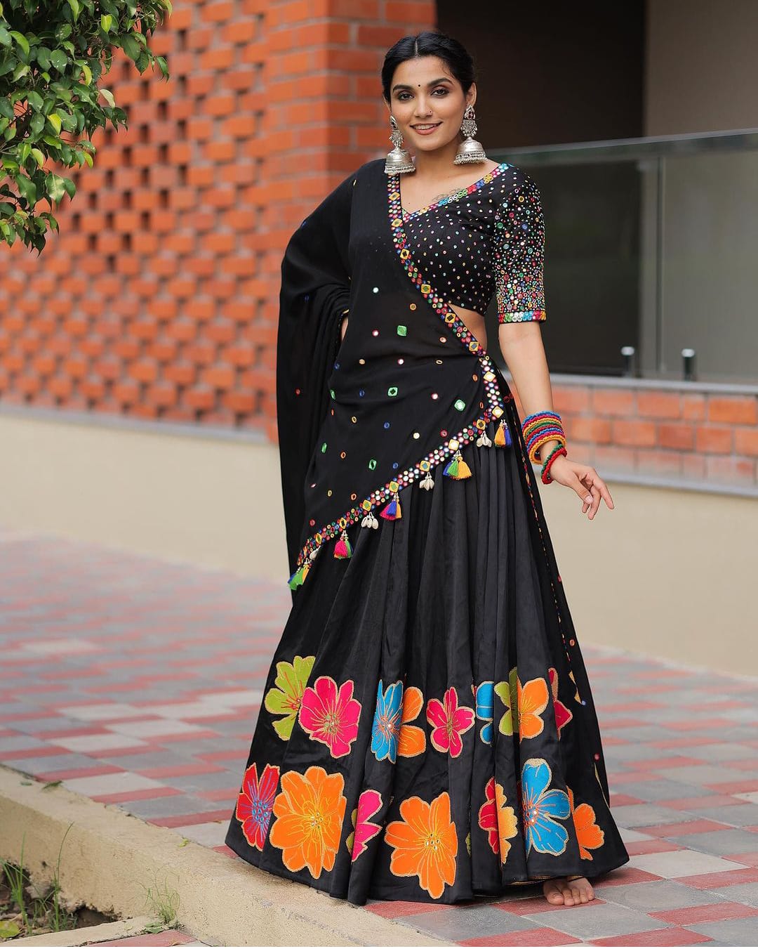 black single color lahenga choli black single color lahenga choli